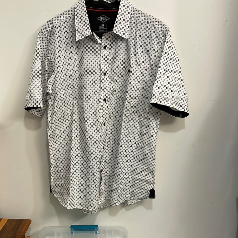 SGR- Mens‎ Summer Shirt - Size XL button down short sleeve